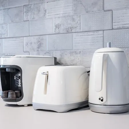 9 - Stylish In Roka *