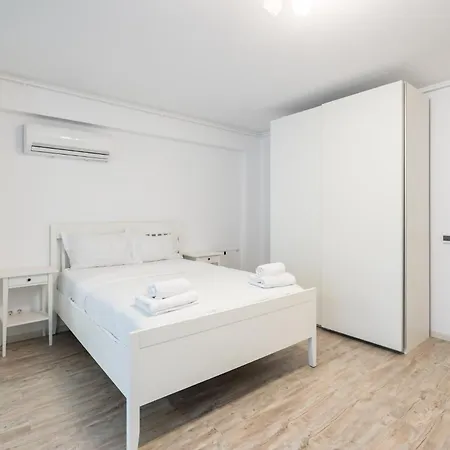 9 - Stylish In Roka *