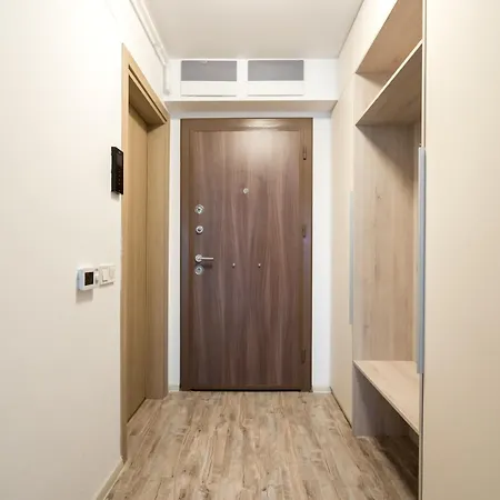 9 - Stylish In Roka