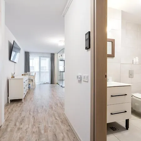 Apartment 9 - Stylish In Roka