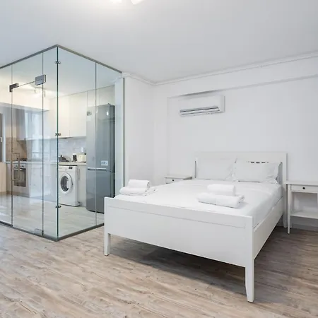 Apartment 9 - Stylish In Roka Bukarest